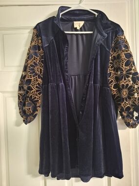 UMGE Button Down Velvet Navy Top with Gold Lace Sleeves, Never Worn.
